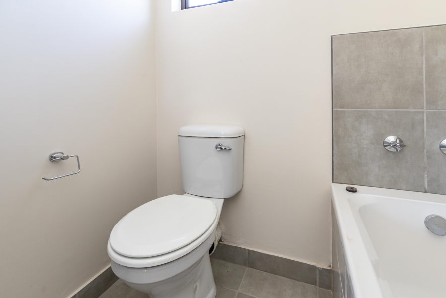 2 Bedroom Property for Sale in Amalinda Eastern Cape